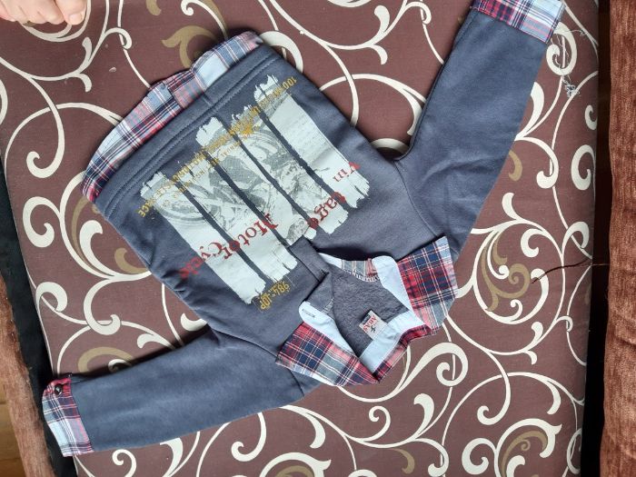 Отдам кофту на мальчика