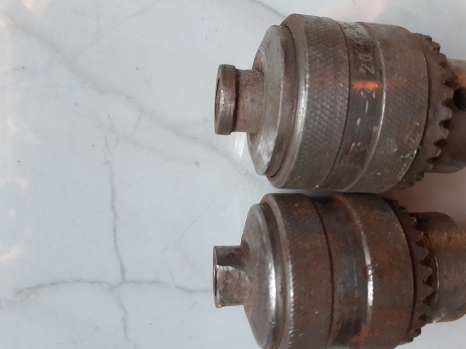 Патрон для дрели.