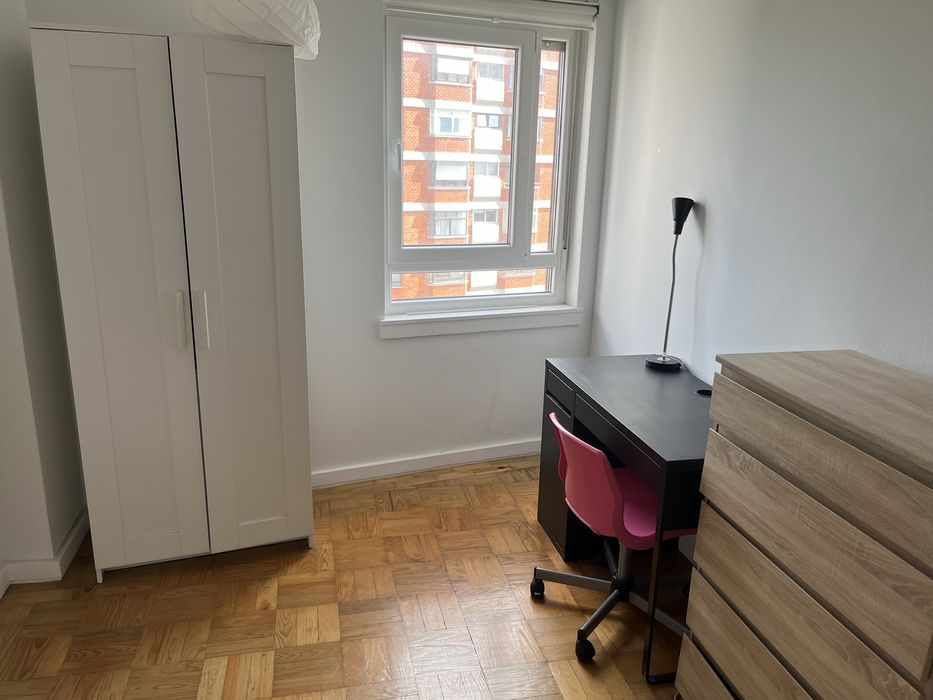 Quarto para Estudante - Porto junto à Universidade Católica, Foz