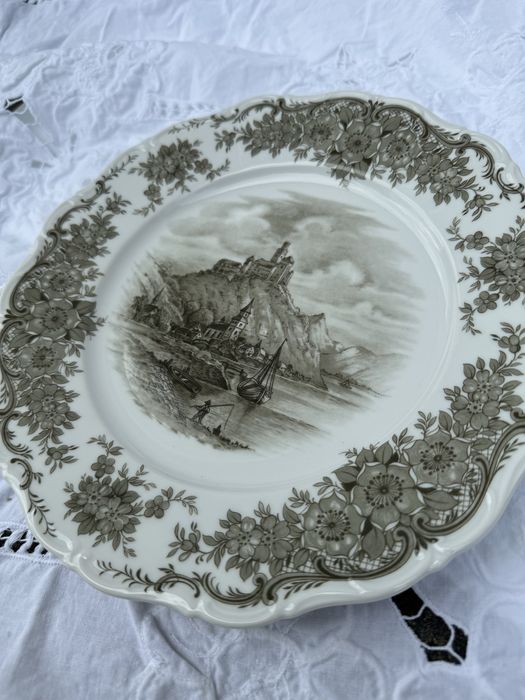 Посуда  винтаж Seltmann Weiden холмы рейна  в идеале