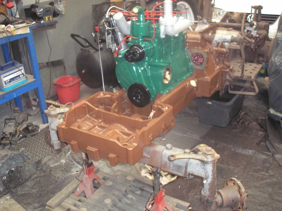 Ciągniki rolnicze -traktory Odrestaurowanie Gdynia ul. Hutnicza 12a