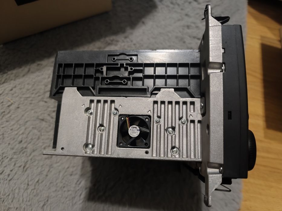 Radio Mercedes CL203 - MF2860