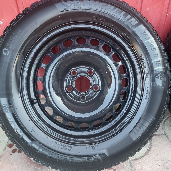 Продам зимову резину MICHELIN ALPIN 6 195/65 R15
