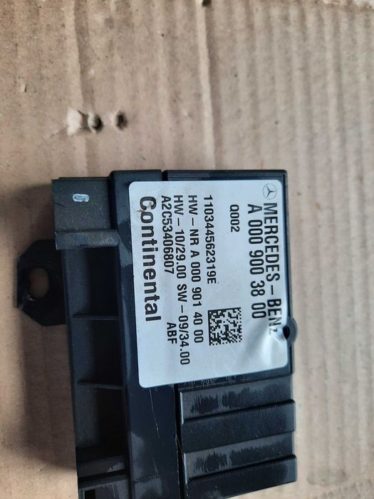 Sterownik moduł pompy paliwa A000.9003.800 Mercedes Ml W166 GLE