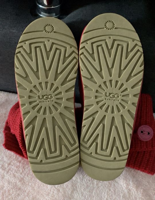 в’язані чоботи UGG Classic Cardy р-р 37