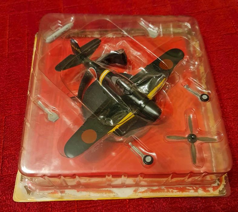 Kawanishi N1K2-J Shidenkai Japan 1/72 Deagostini metal