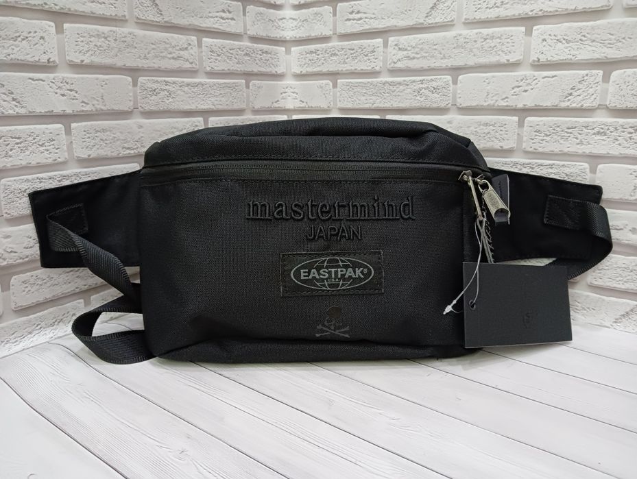 mastermind JAPAN EASTPAK ブラックウエストバック マスターマインド・ジャパン〉×〈イーストパック〉初のコラボアイテム