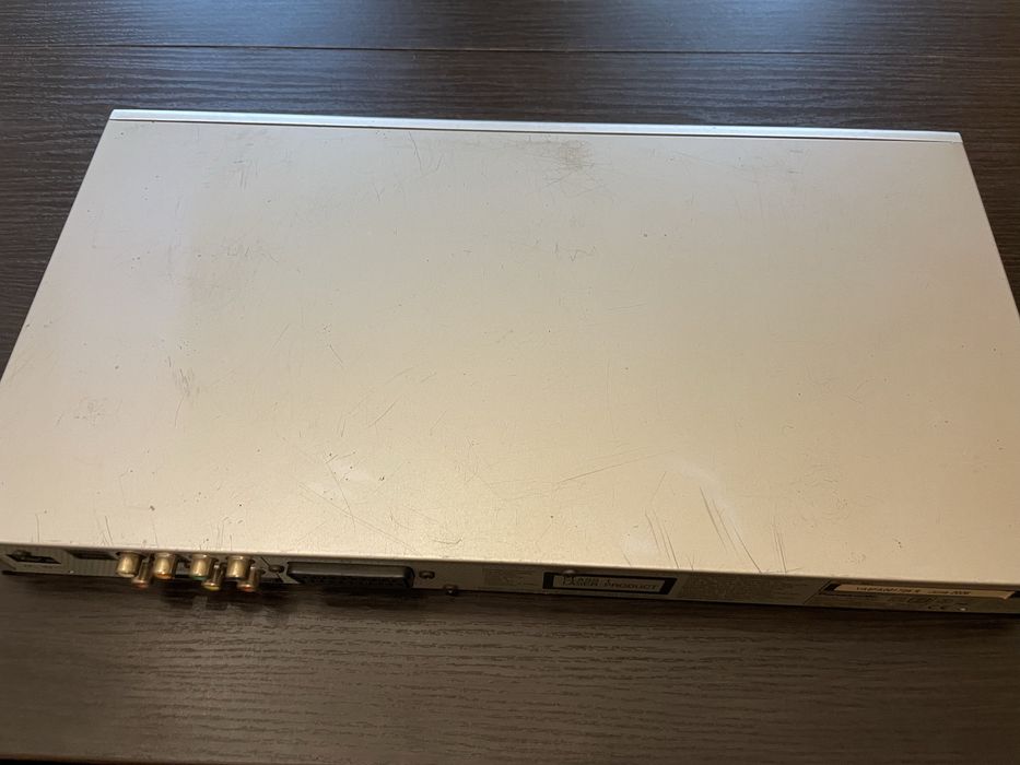 Panasonic Odtwarzac CD DVD S42