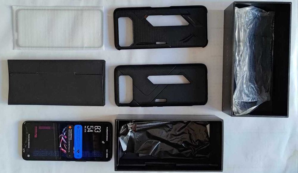 Asus ROG Phone 6 16 GB / 512 GB 5G CZYTAJ OPIS!