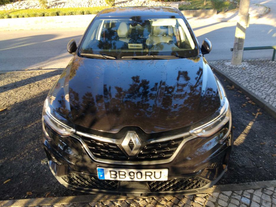 Renoult arkana ano 2023 com 23 mil klm