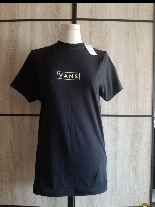 Футболка бренд Fila