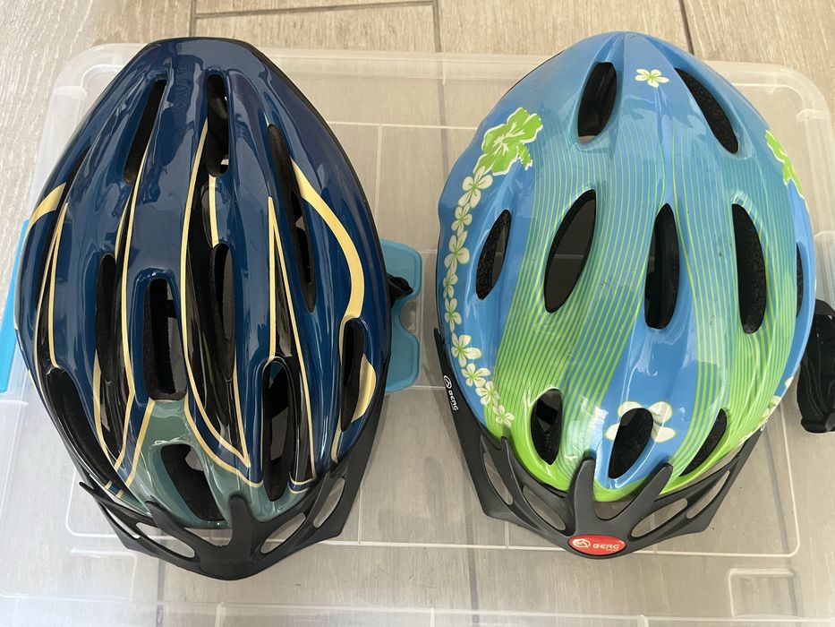 Vendo capacetes de criança tamanho L  (58cm - 62cm)
