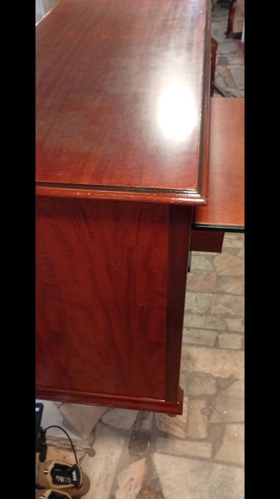 secretária de madeira restaurada