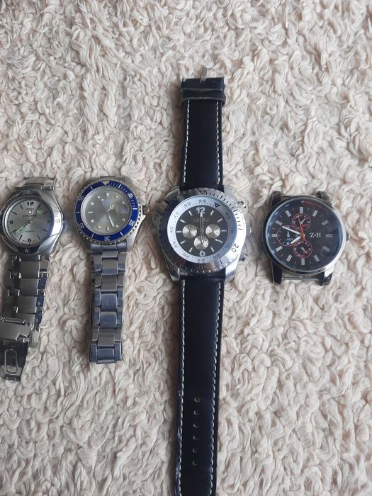 sprzedam 4 zegarki czytaj opis