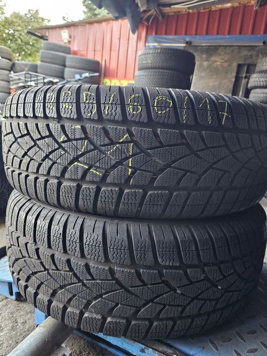 Opony Zimowe 2szt- R17 225/60-Dunlop-8mm