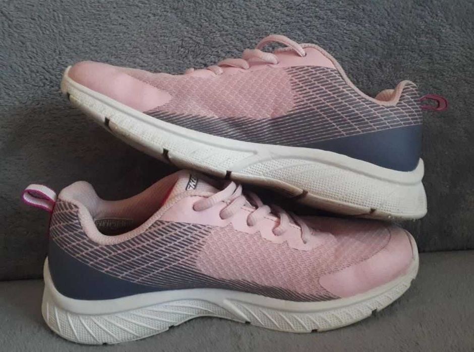 Кросівки Skechers (36р.)