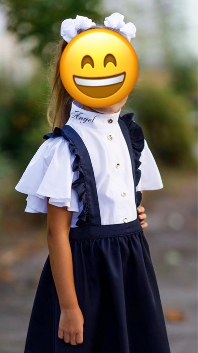 Продам школьные  вещи на девочку