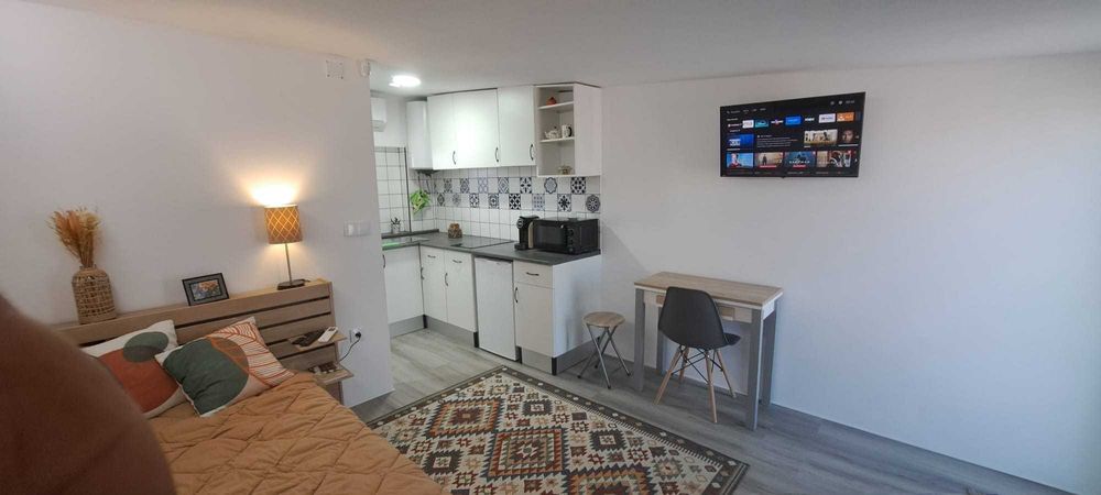 Arrenda-se Estúdio mobilado – Aveiro