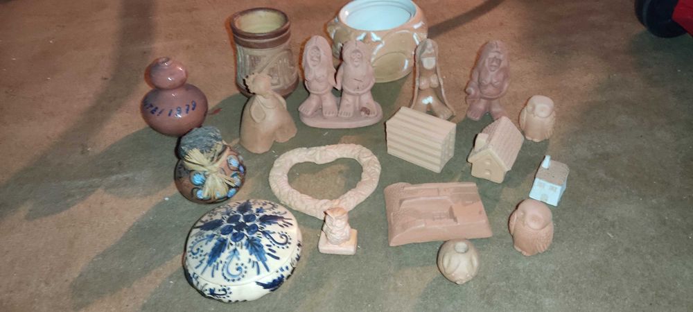 Peças de barro variadas64585108593538120
