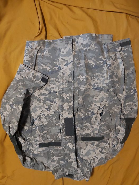 Тактическая обувь та одяг