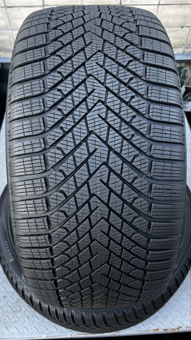295/35 23 Pirelli Scorpion Winter 2 1шт
