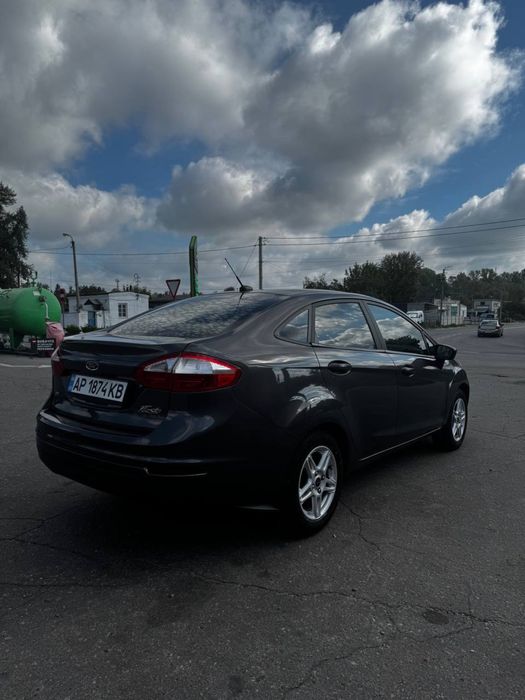 Оренда авто Ford Fiesta 2018