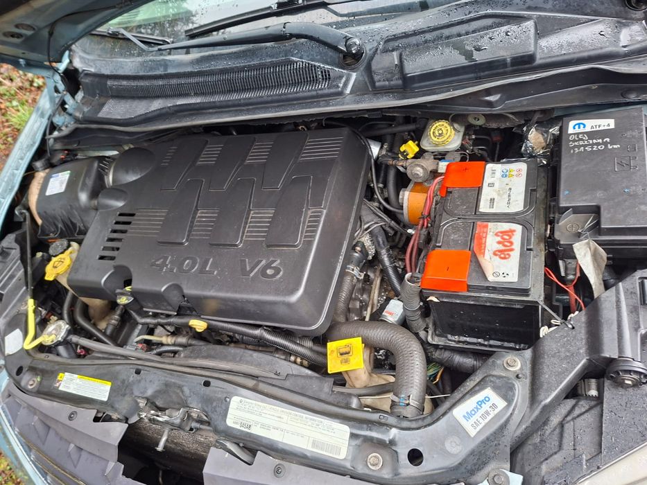 Chrysler Town and Country 2010r, 4.0 b+g