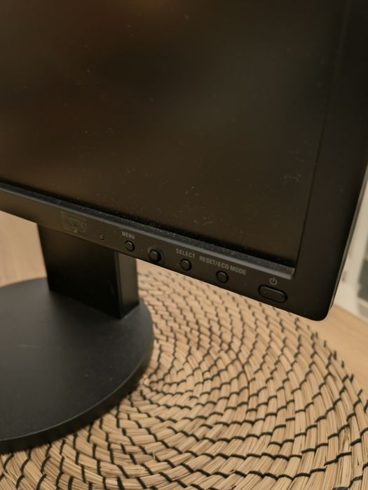 Monitor NEC 22 cale