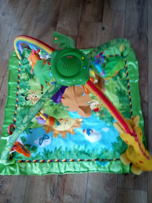 Mata edukacyjna grająca