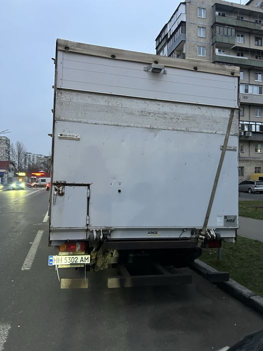 Будка на атего з гідробортом