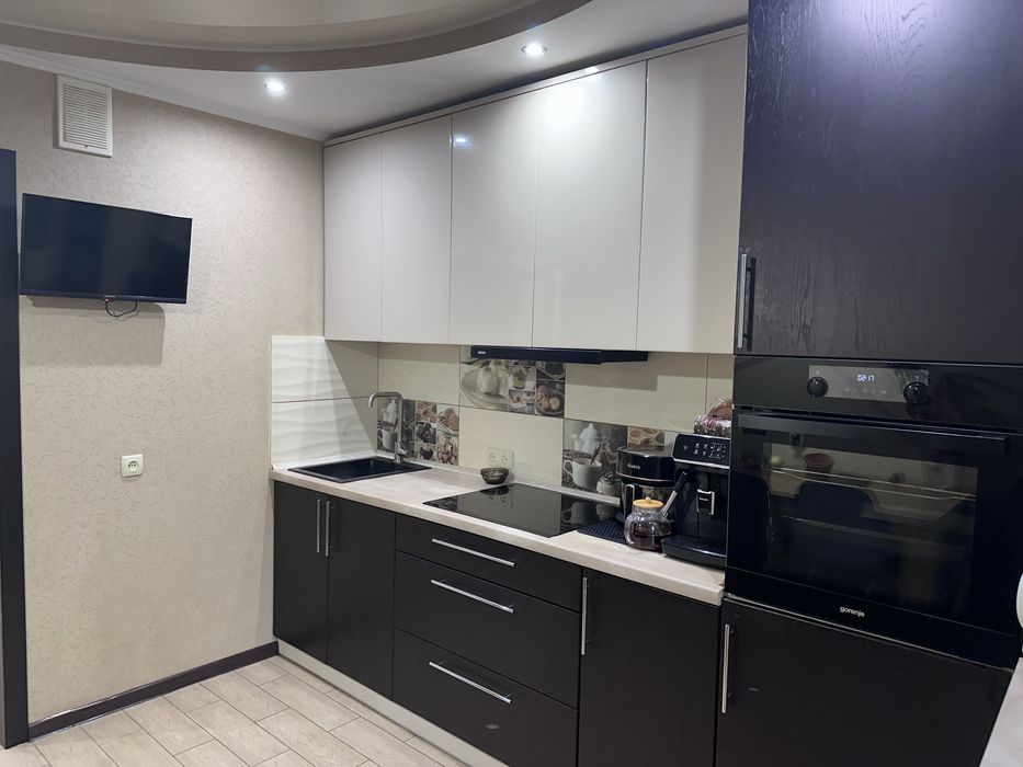 Продам 3к квартиру з ремонтом