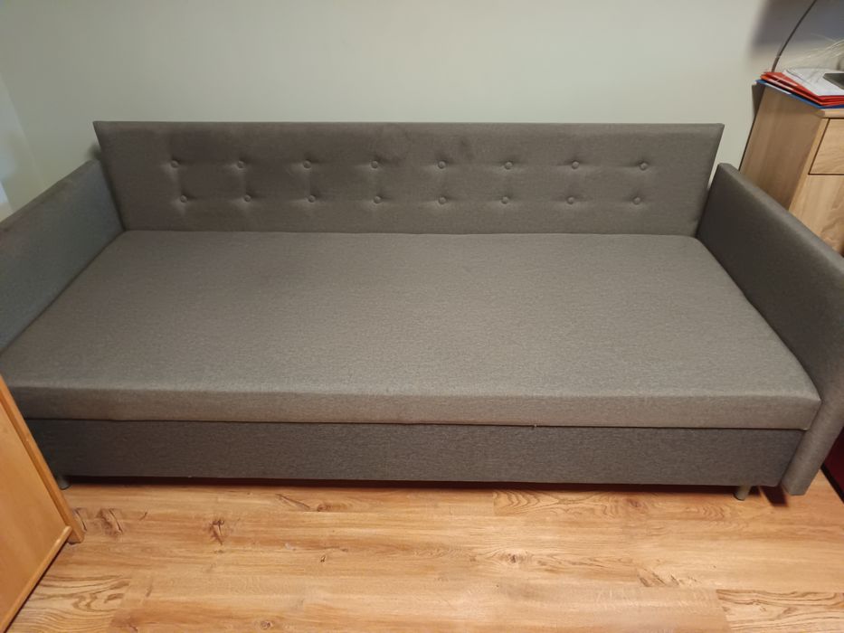 Łóżko jednoosobowe