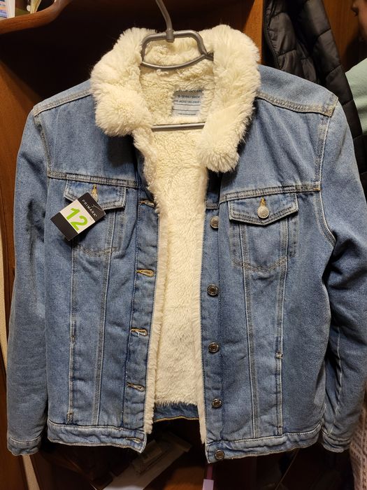 Курточка джинсова голубого кольору з кожушком на дівчинку 10-12 років
