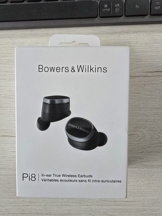 Bowers &Wilkins  PI8