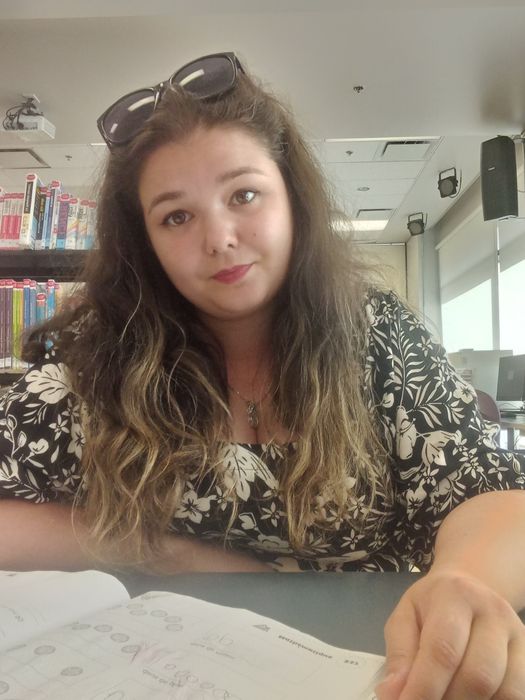 Вчитель/репетитор французської мови