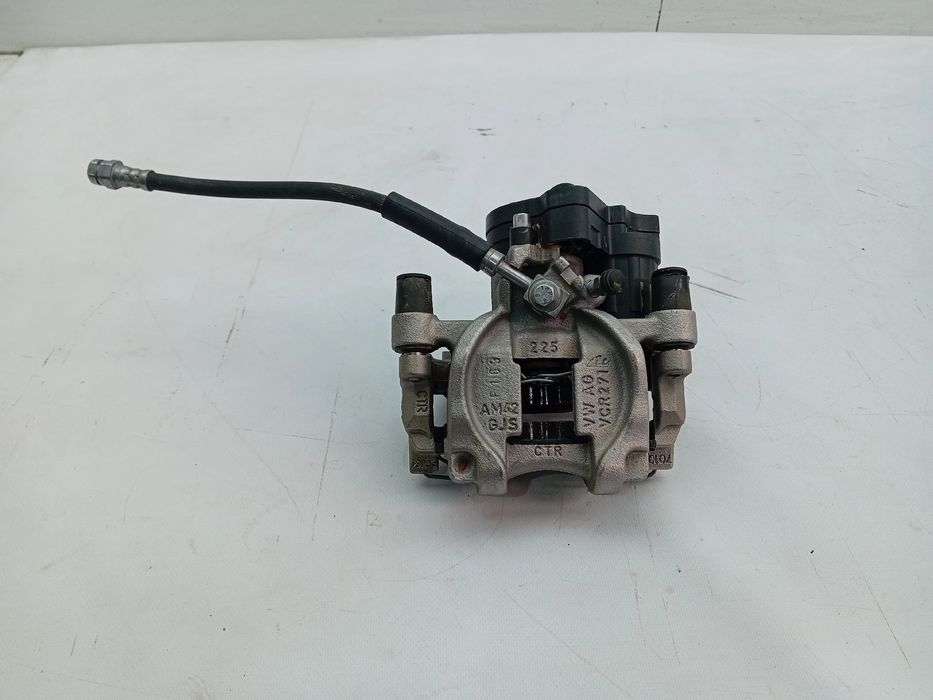 Pinça travão / maxila de travão trás esquerda AUDI Q2 (GA)