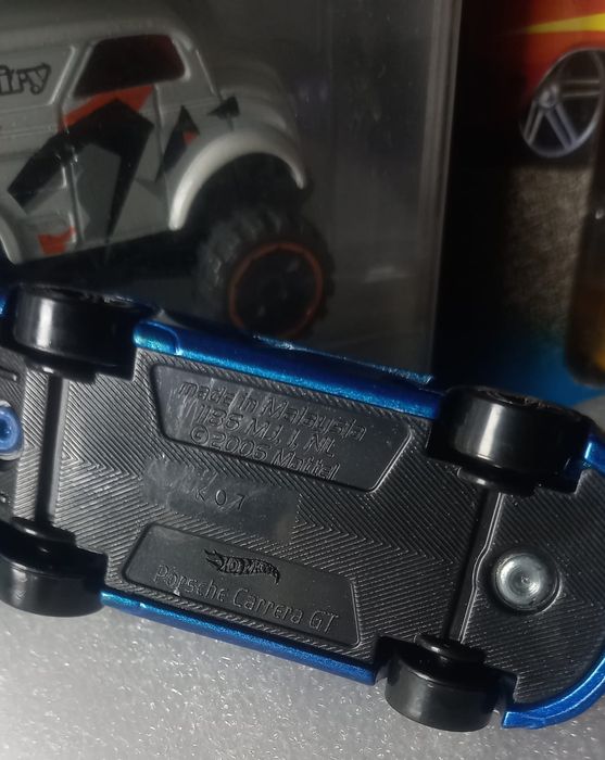 Conjunto 3 Hot Wheels Porsche GT , pagani & aston martin