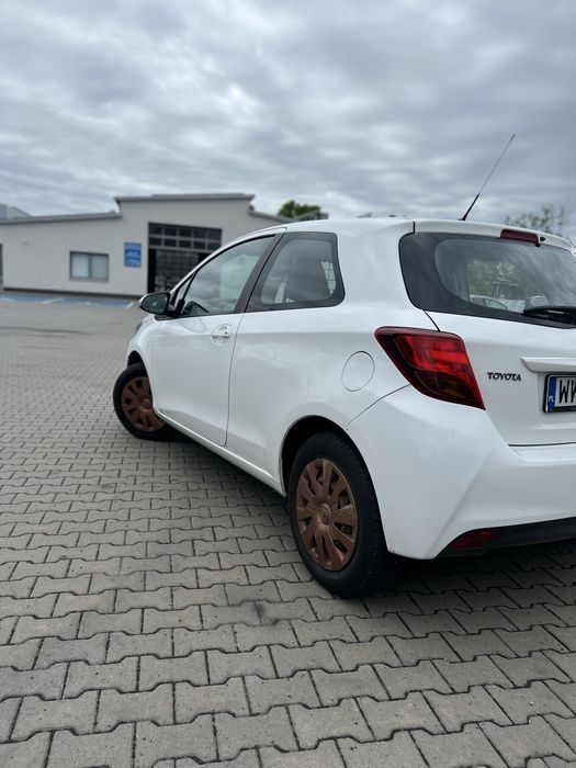 Toyota Yaris van