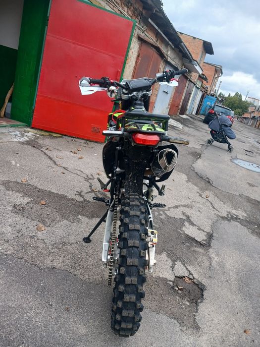 BSE J 11 Enduro..