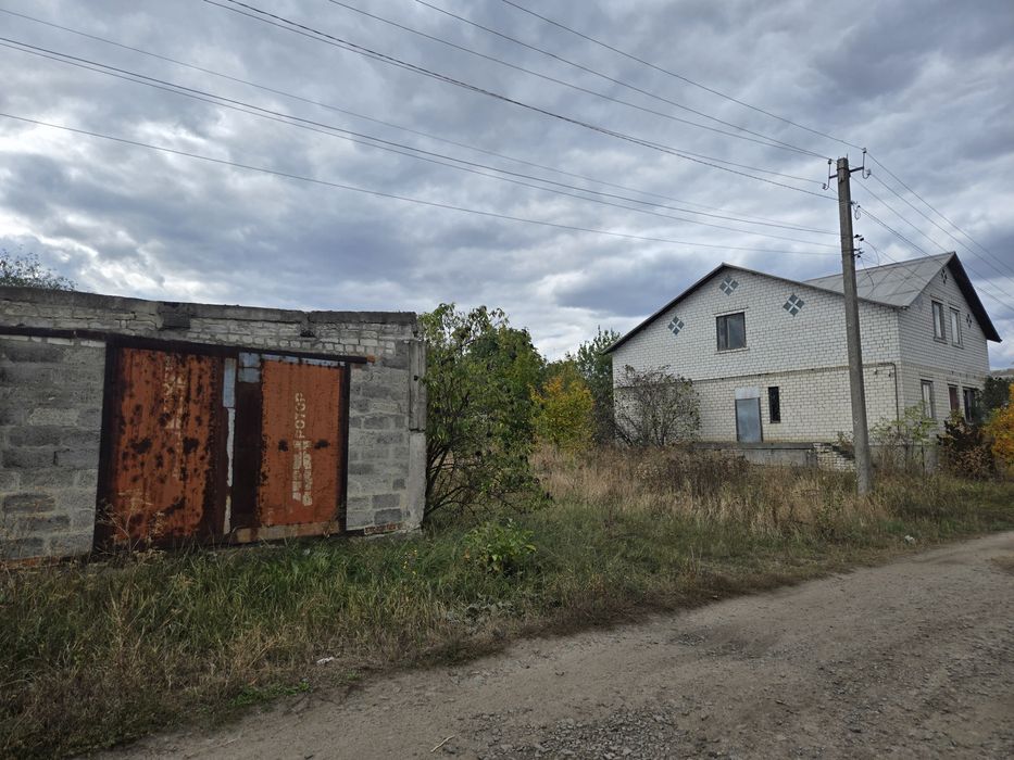 Продам будинок у сел. Бірки