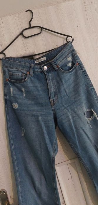 Spodnie jeansy straight proste wysoki stan Cropp 38