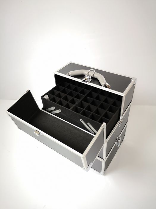 Kufer kosmetyczny duży nowy