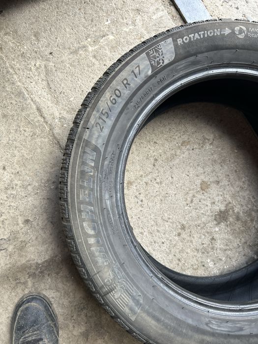 Opony zimowe Michelin  Alpin 5 215/60r17