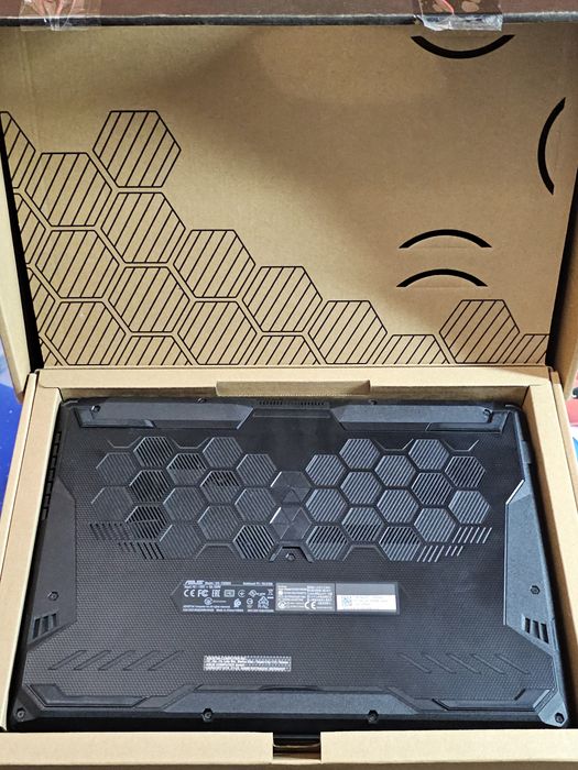 Ігровий ноутбук Asus TUF F15 / RTX 3050 / RAM 16GB / SSD 512