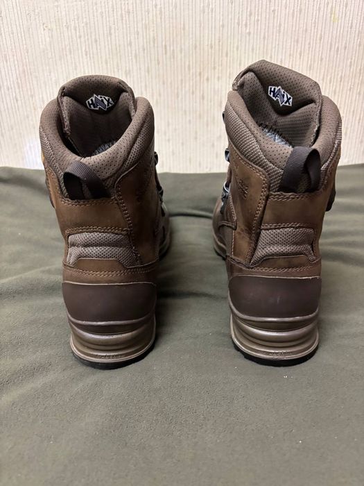 Продам фирменные берцы