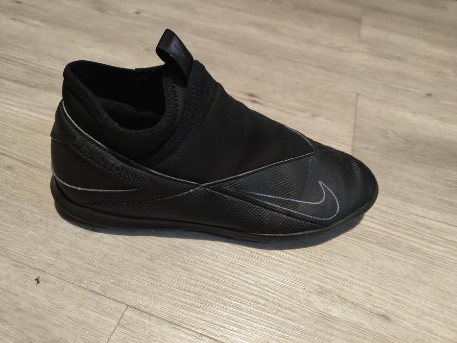 Сороконіжки Nike Phantom