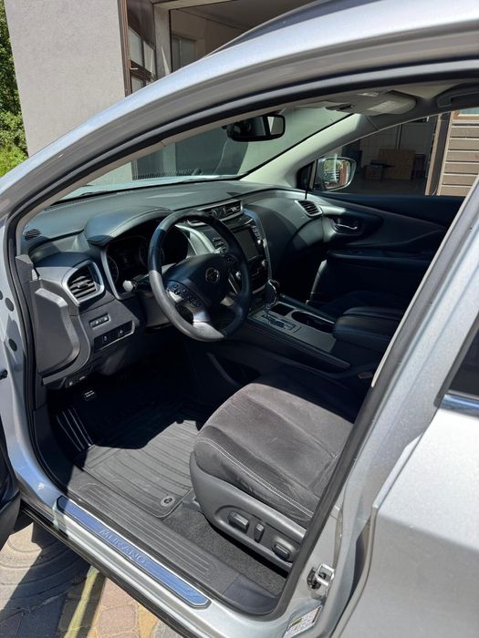 NISSAN MURANO 2019 року 140тис км