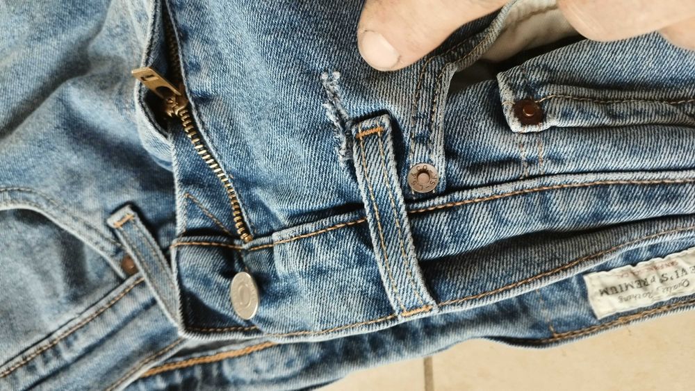 spodnie LEVIS 514  W34/L32