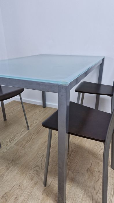 Mesa cozinha com 4 cadeiras