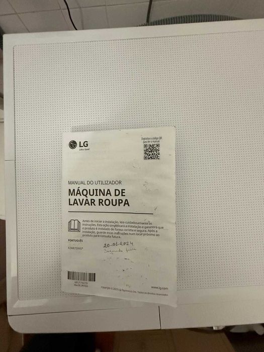 Máquina de Lavar Roupa LG F2WR7S9SGW (9 kg - 1200 rpm - Branco)